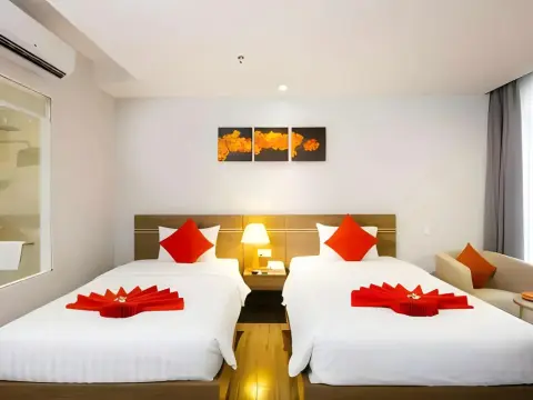 Maple Leaf Hotel & Apartment - Photo 4