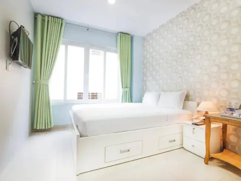 Max Sunflower Hotel - Photo 4