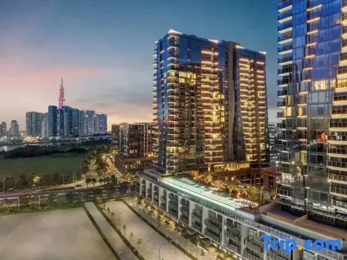 Metropole Luxury Apartment By Somi