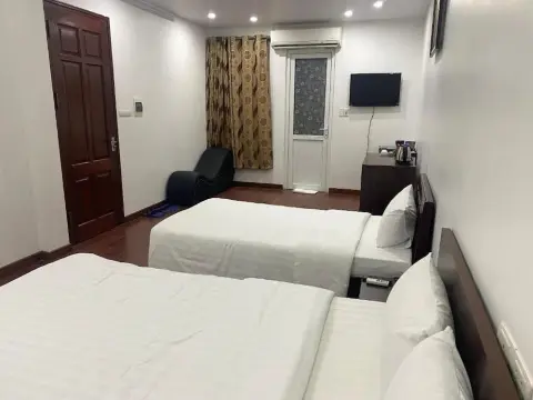 Mia Sen Vong - Photo 4