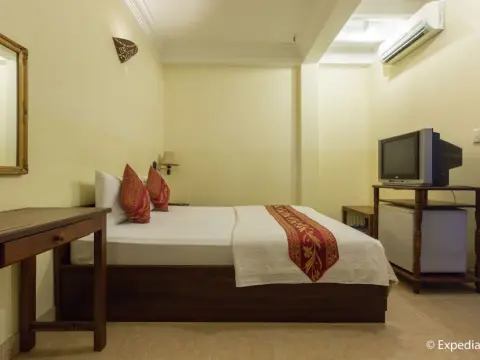 Minh Chau Hotel - Photo 4