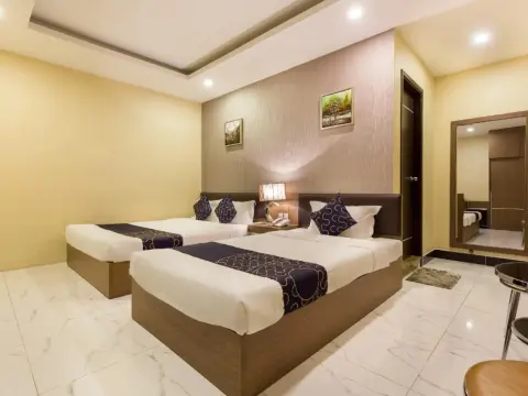 Mismo Airport Hotel - Photo 3