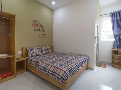 MrLee Dalathouse - Photo 4