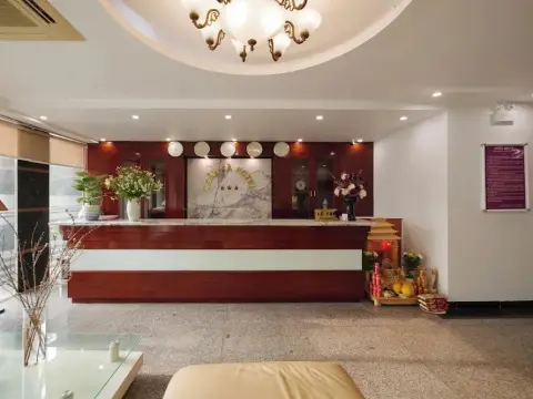 Ngan Ha Hotel - Photo 2