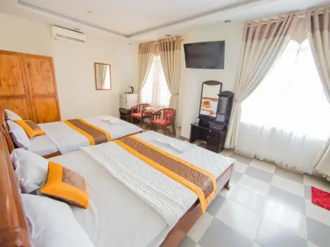 Ngoc Huong Hotel - Photo 2