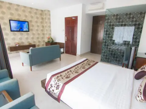 Ngoc Linh Luxury Hotel - Photo 3