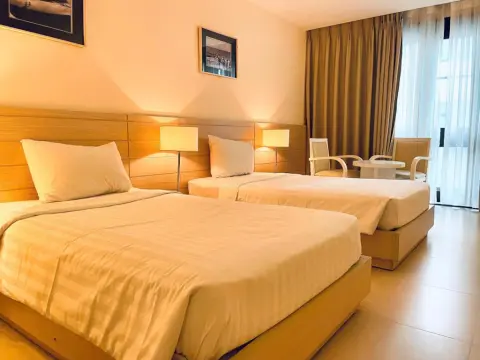 Nhi Phi Hotel - Photo 3