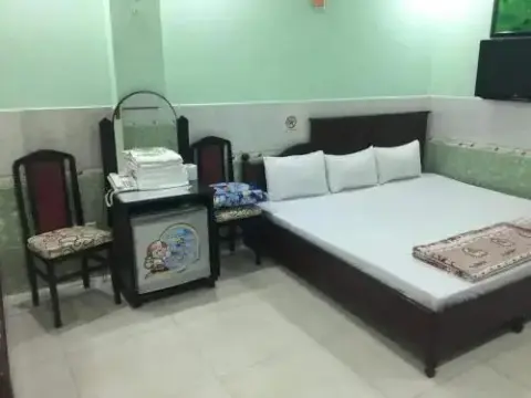 Nhu Quynh Hotel - Photo 2