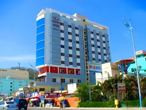 Ocean Star Hotel - Photo 1