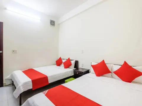 OYO 117 Gina Hotel - Photo 2