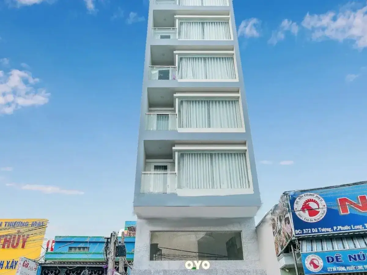 OYO 176 374 Hotel
