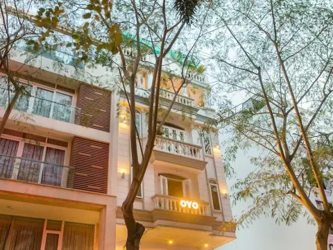 Oyo 207 Bino Apartment - Photo 1