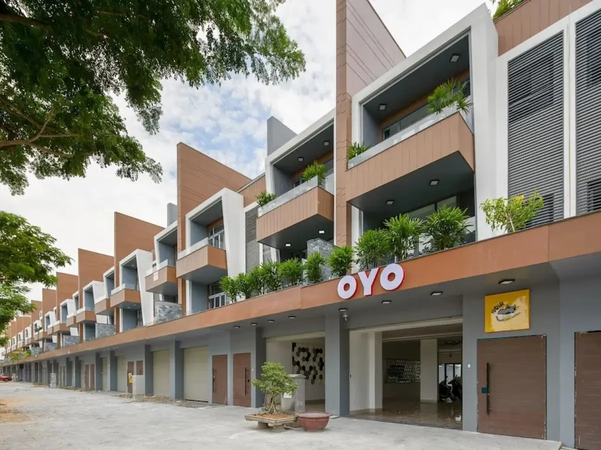Oyo 330 Noir Hotel And Apartment