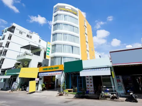 Oyo 349 Thuan Buom Phat Hotel - Photo 1