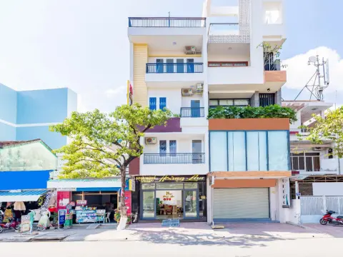 OYO 808 Hoang Lan - Photo 1