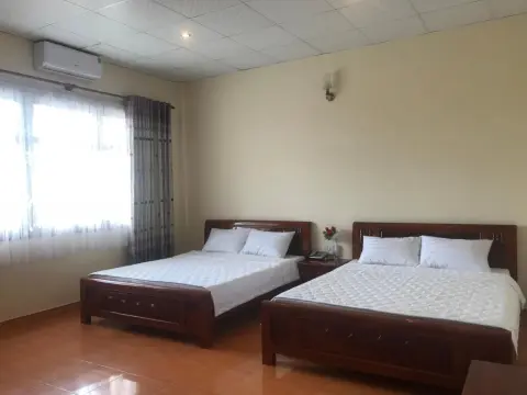 Pacific Hotel - Photo 3