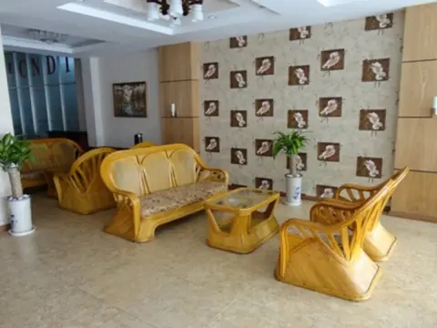 Pacific Hotel - Photo 2