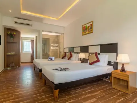 Palm Beach 2 Hotel - Photo 4