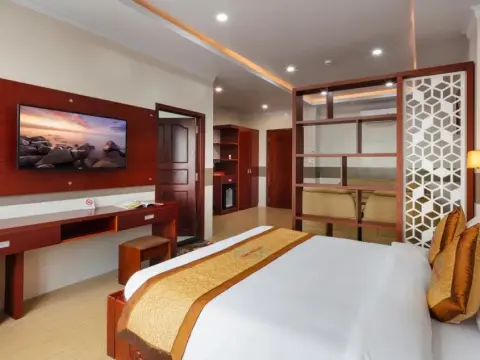 Phuc Ngoc Hotel - Photo 2