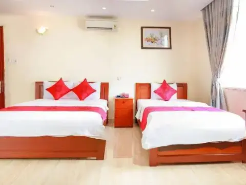 Phuong Hoang Hotel - Photo 2