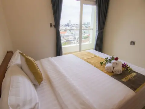 Prague Hotel Vung Tau - Photo 3