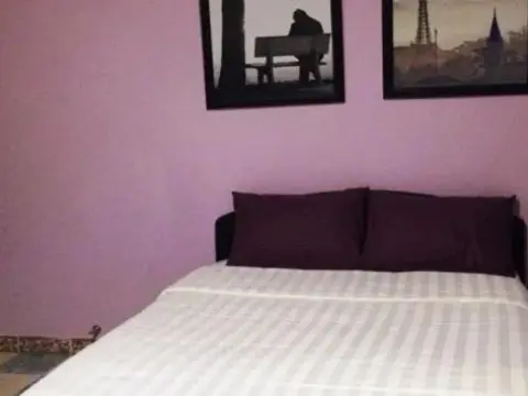 Purple House - Photo 4