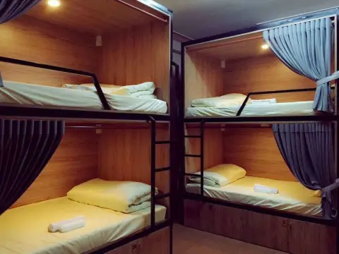 Q House - Photo 3