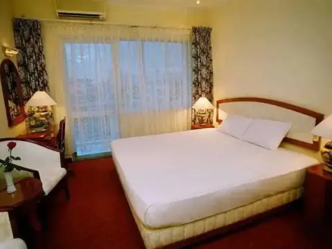 Que Huong Hotel - Photo 4