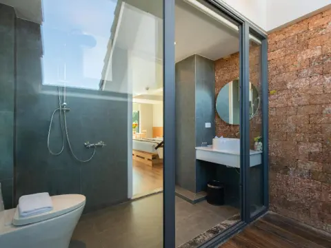 Redpine Condotel - Photo 4