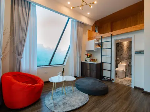 Redpine Condotel - Photo 3