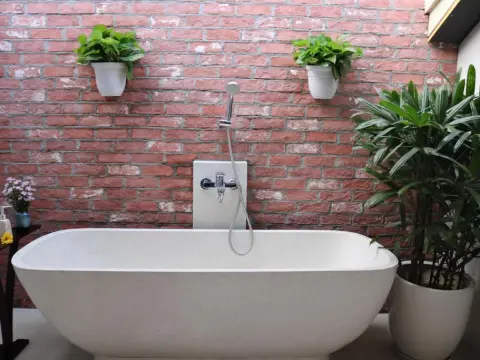 Roxana River Villa - Photo 2