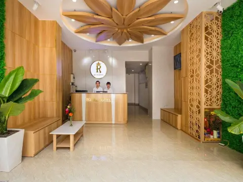 Royal Hotel Nha Trang - фото 1