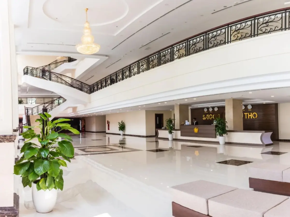 Sai Gon Phu Tho Hotel