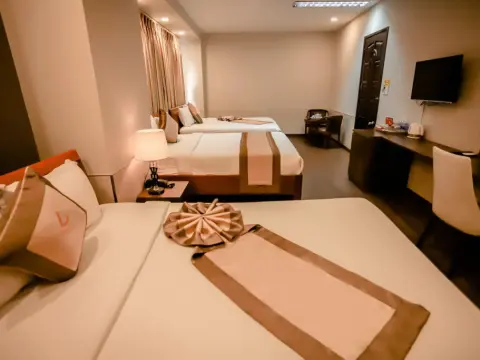 Sandals Hotel - Photo 3