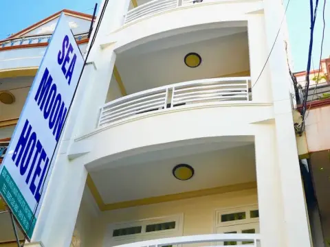 Sea Moon Hotel - Photo 1