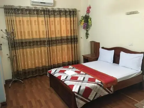 Sunrise Hotel - Photo 2