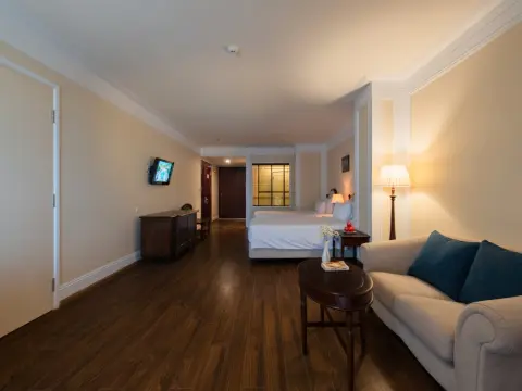 Sunrise Nha Trang Beach Hotel & Spa - Photo 2