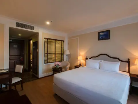 Sunrise Nha Trang Beach Hotel & Spa - Photo 4