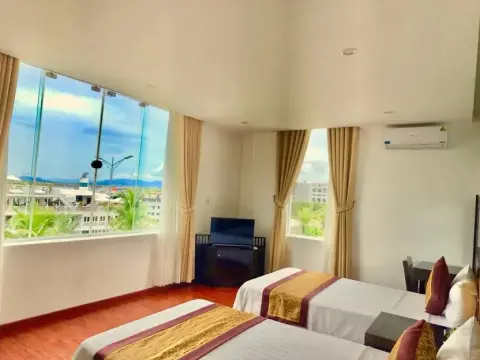 Sunsea Hotel - Photo 2