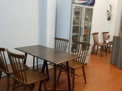 The Roost Hostel - Photo 2