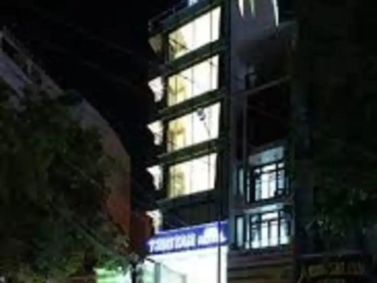 Tristar Hotel