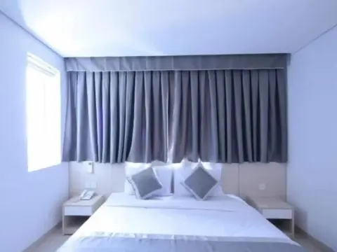 Tristar Hotel - Photo 3
