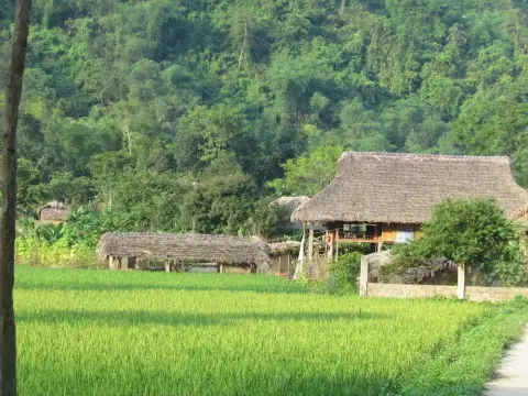 Xoi Homestay Ba Be Lake - Photo 1