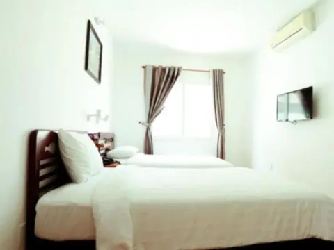 Xuan Hung Hotel - Photo 3