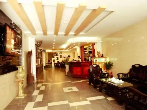 Xuan Hung Hotel - Photo 2